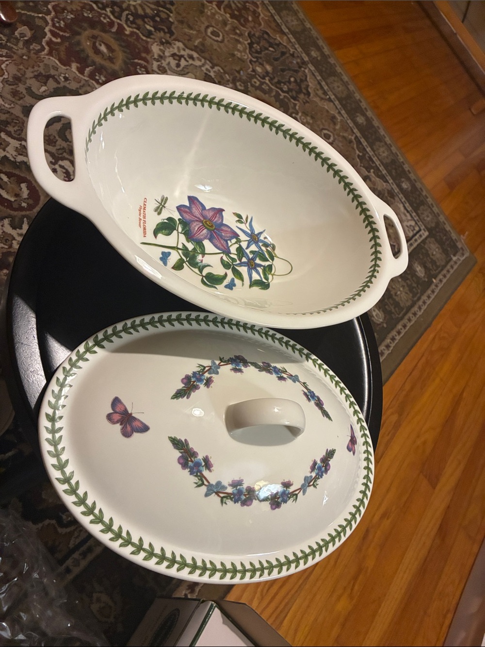 Portmeirion Botanic Garden 15 Inch Oval Covered Casserole Dish NIB Clematis